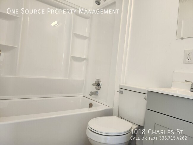 Building Photo - 1018 Charles St