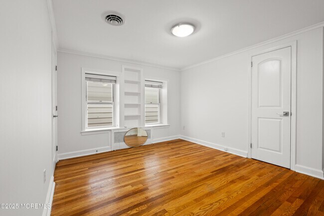 Building Photo - 139 Brighton Ave