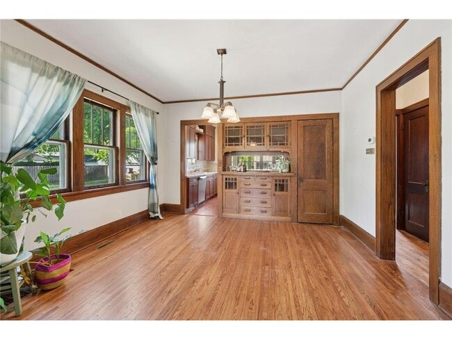 Building Photo - 4501 1st Ave S