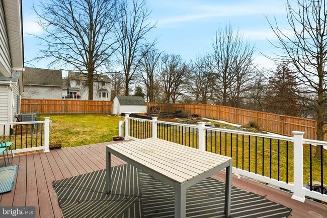 Building Photo - 8875 Carrollton Ave