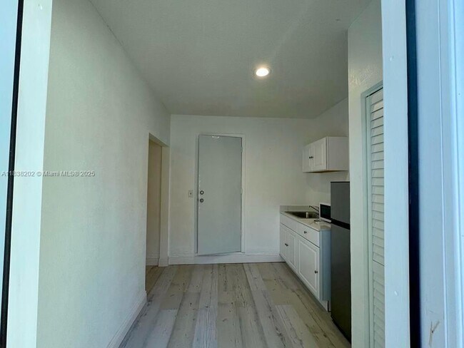 Building Photo - 9966 SW 157th St