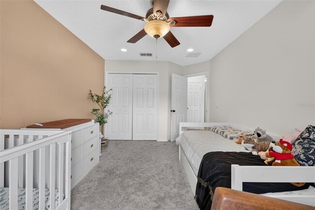 Building Photo - 6086 Chapledale Dr