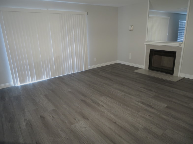 Living Room - 7780 Parkway Dr