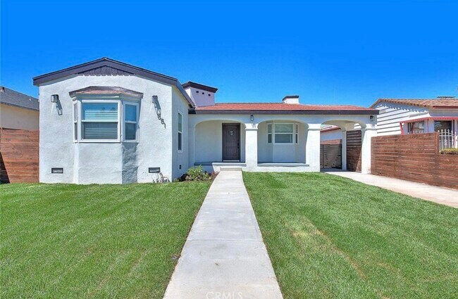 Primary Photo - 851 E 116th Pl