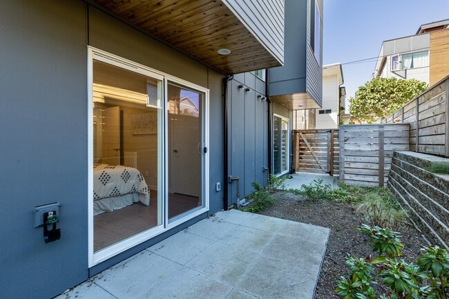 Building Photo - 1306 NW 67th St