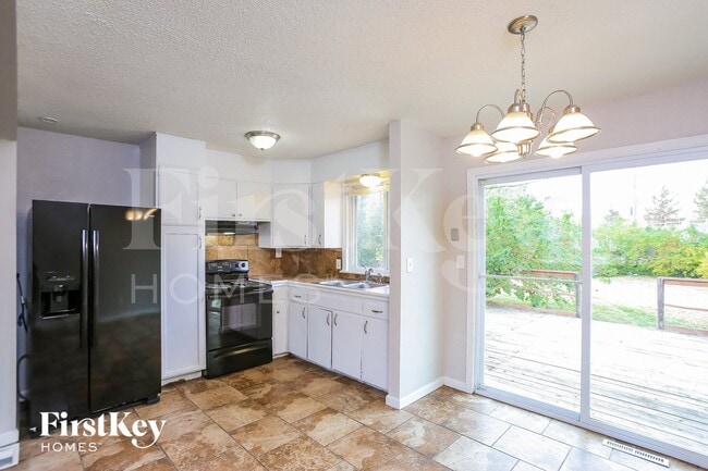 Building Photo - 5902 E 95th Terrace