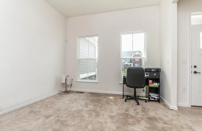 Building Photo - 10279 Benjamin Way