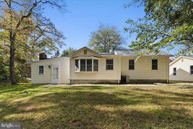 Building Photo - 786 Masons Beach Rd