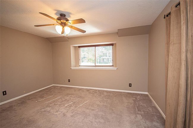 Building Photo - 27249 Kane Ln