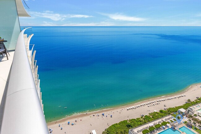 Building Photo - 4111 S Ocean Dr