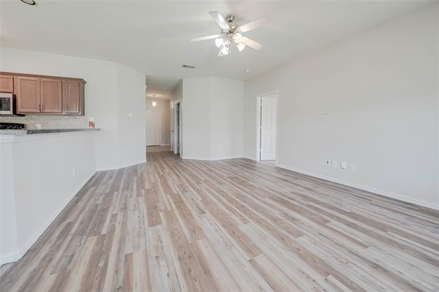 Building Photo - 1813 Caney Creek Dr
