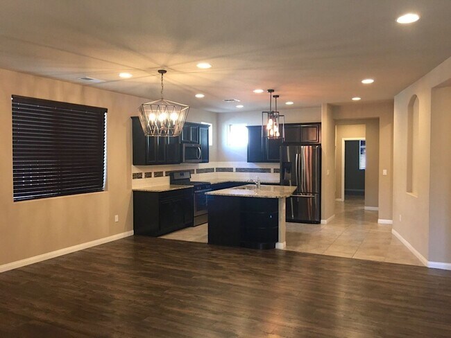 Building Photo - Sparks 3 Bedroom, 3 Bath Single Story - Ne...