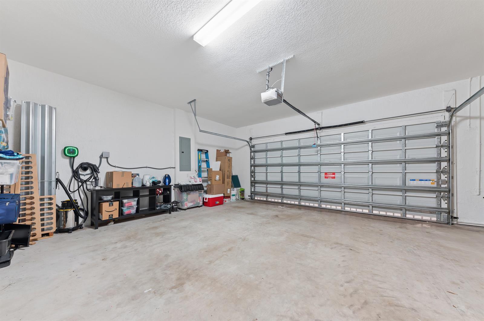 Building Photo - 4622 Belgian Ln