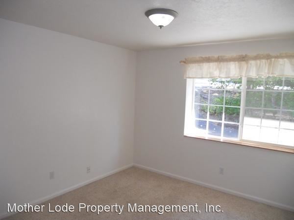 Building Photo - 3 br, 2 bath House - 1160 Shaws Flat Rd.