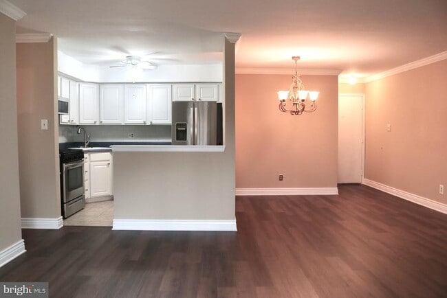 Building Photo - 103 Woodhollow Dr