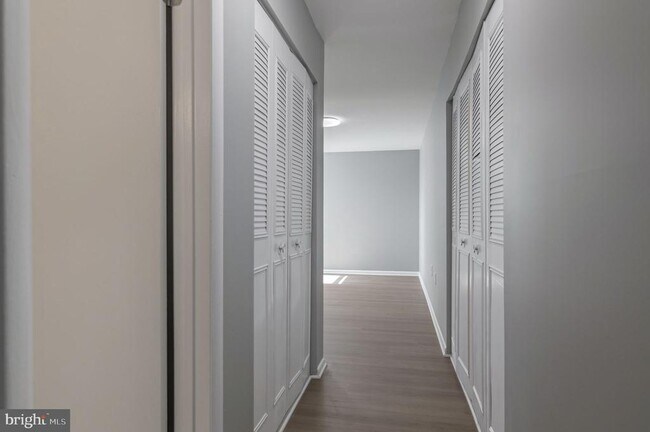 Building Photo - 3356 Woodburn Rd