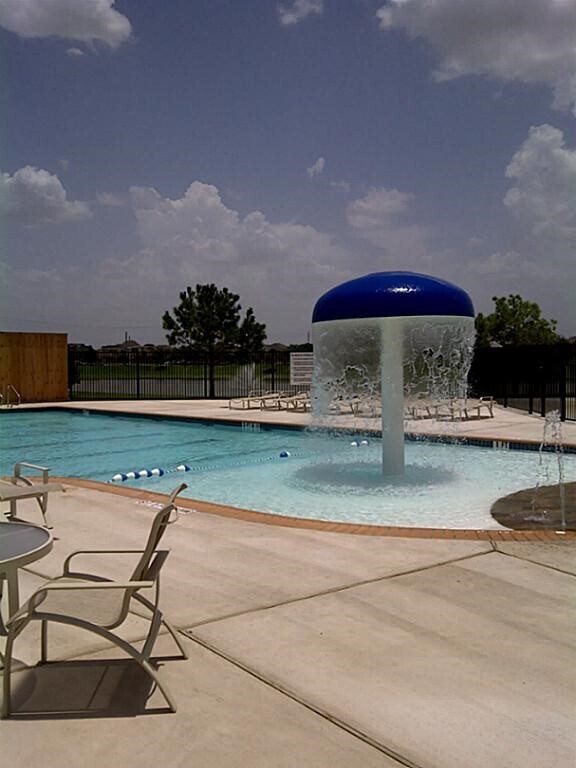 Building Photo - 15430 Elm Leaf Pl