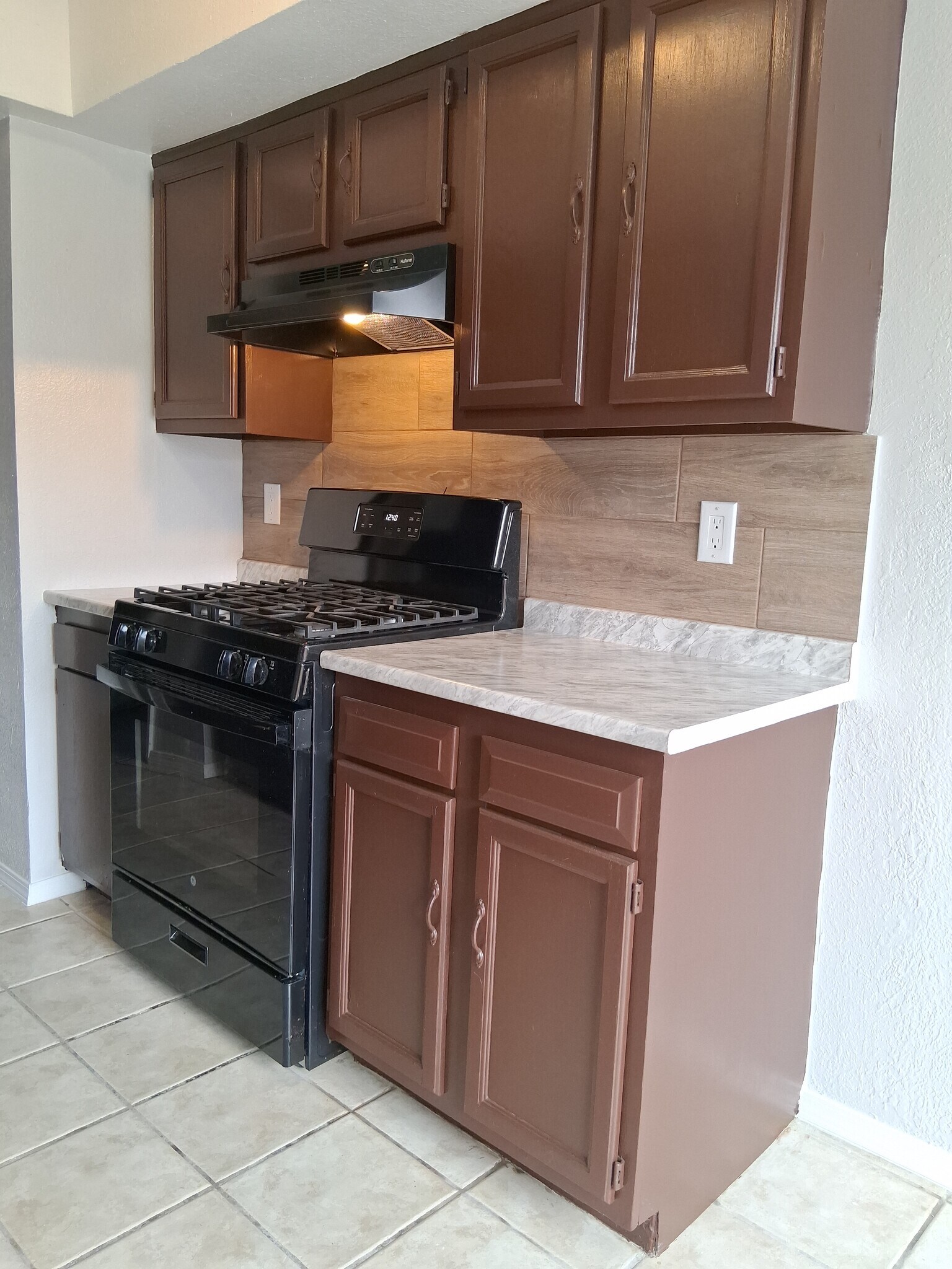 Building Photo - 11600 Marsh McCall Way
