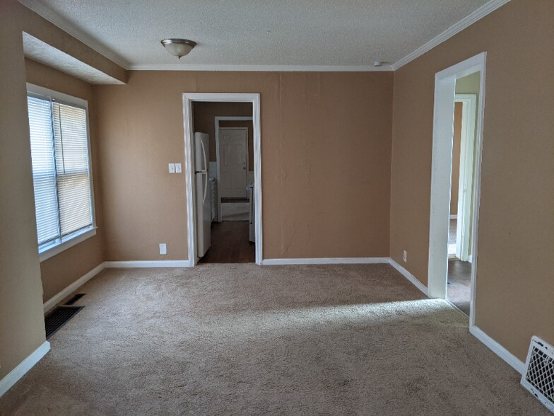 Building Photo - 1333 S Liberty St