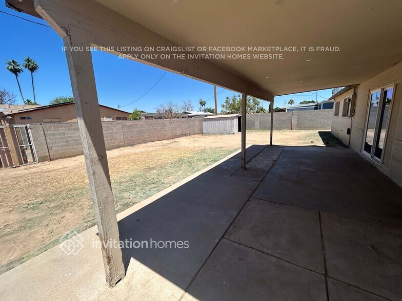 Building Photo - 3314 W Sierra St