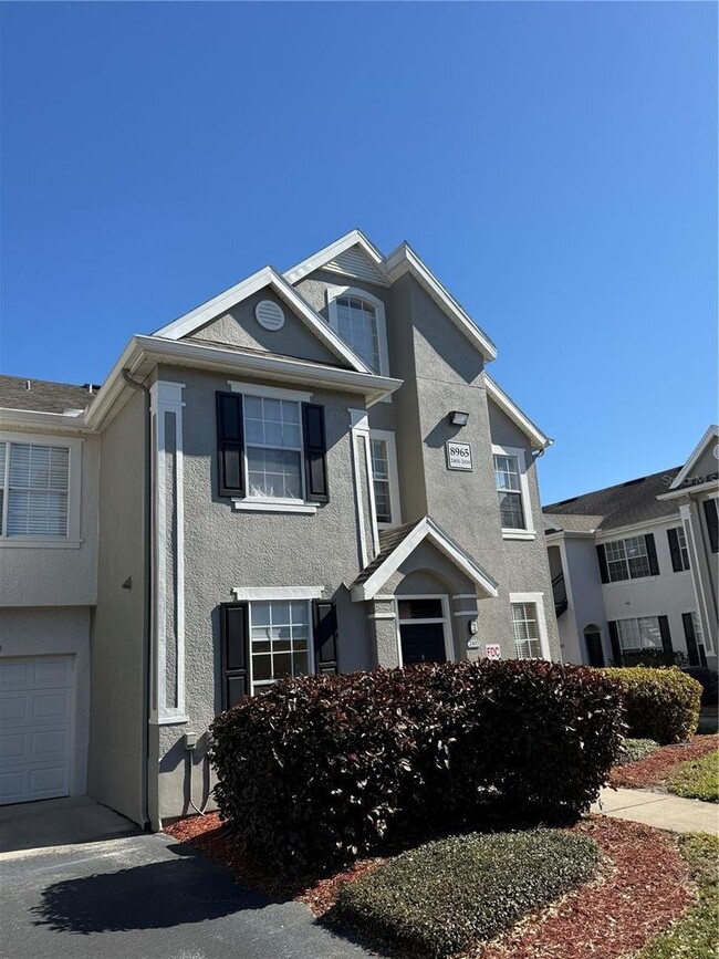 Building Photo - 1 bedroom 1 bath condo