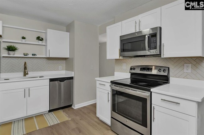Building Photo - 112 Riverview Ct