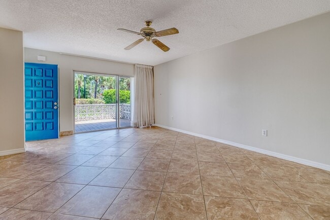 Building Photo - 14800 Walsingham Rd