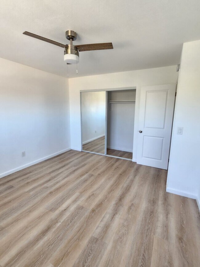 Building Photo - 6439 Camarilla Ave