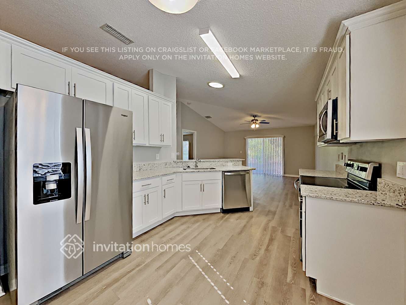 Building Photo - 4860 Manchester Dr