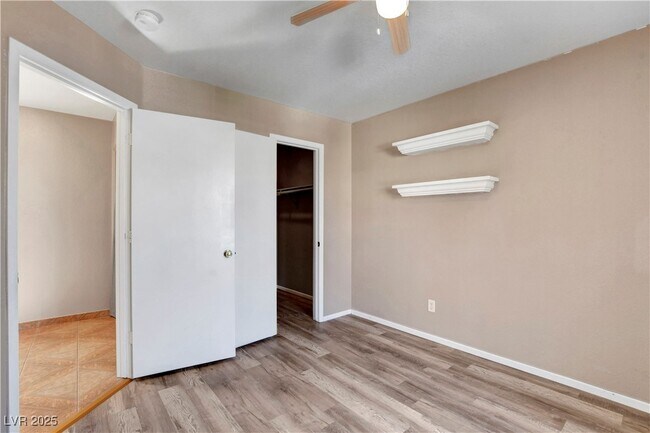 Building Photo - 1259 Black Cherry St