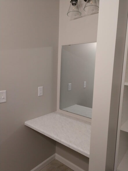 Building Photo - 15077 Verity Pky