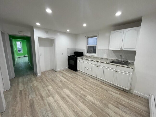 kitchen - 13 Garrison St