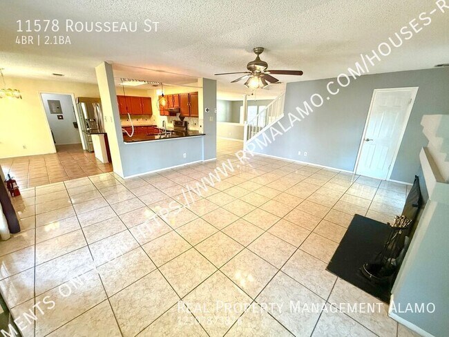 Building Photo - 11578 Rousseau St