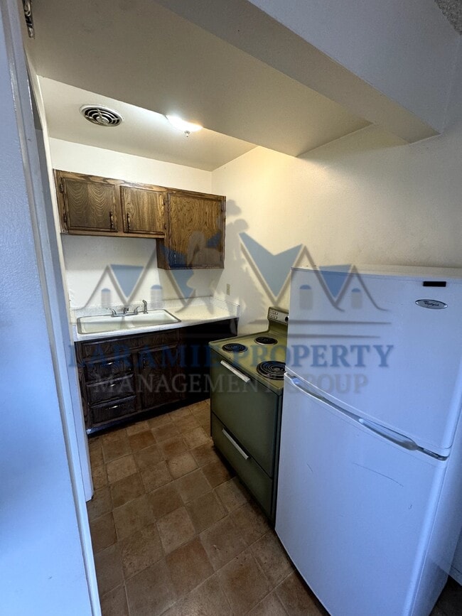 Building Photo - 1 Bed 1 Bath Apartment