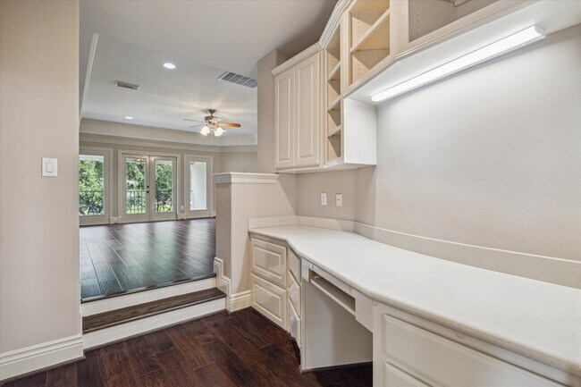 Building Photo - 5215 Eagle Pointe Ct