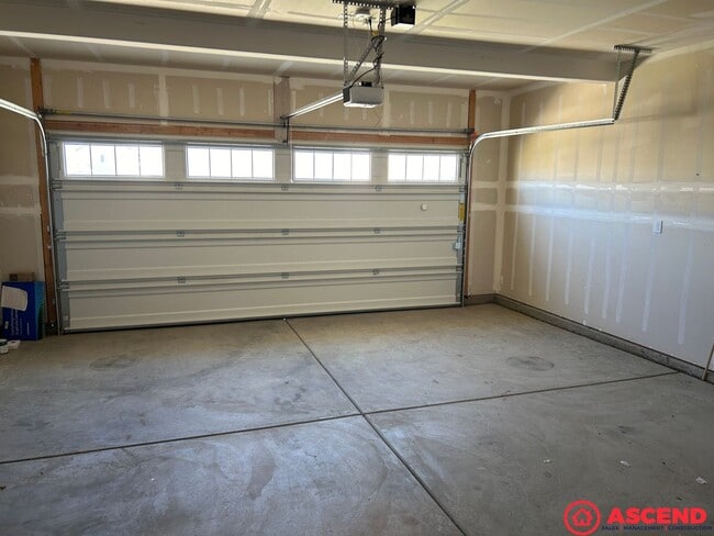 Building Photo - Newly Built Home in Gossamer Grove Community!