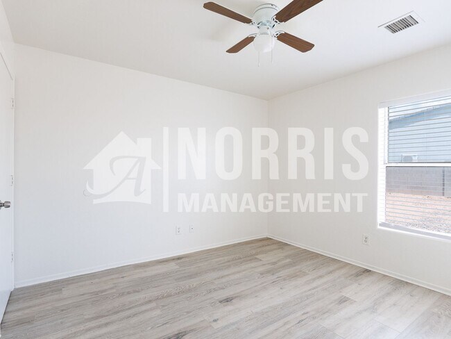 Building Photo - 10077 S Tampico Ln