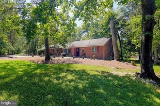 Building Photo - 269 Raymond Rd