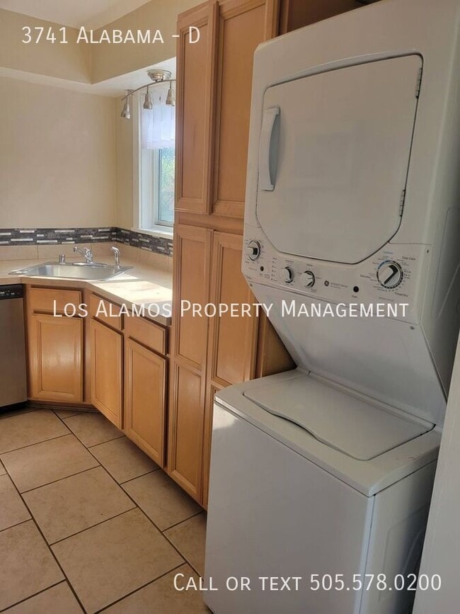 Building Photo - 3741 Alabama-D