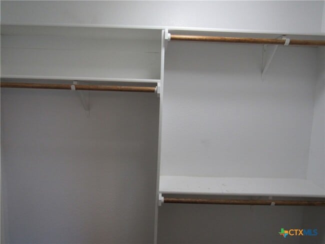 Building Photo - 2906 Starlight Dr