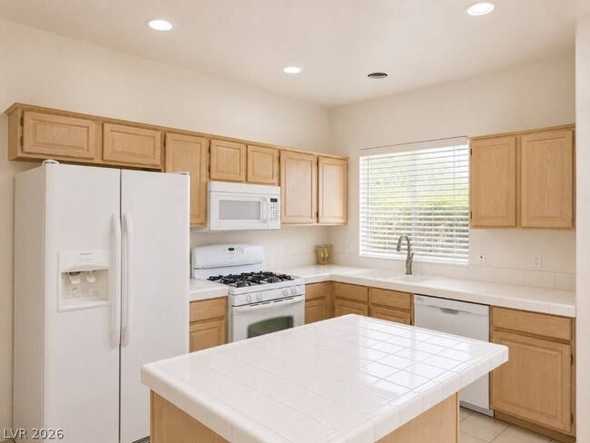 Building Photo - 8101 Kempston Ct