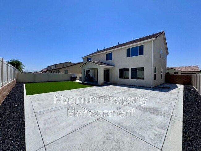 Building Photo - 34118 Willow Stone St