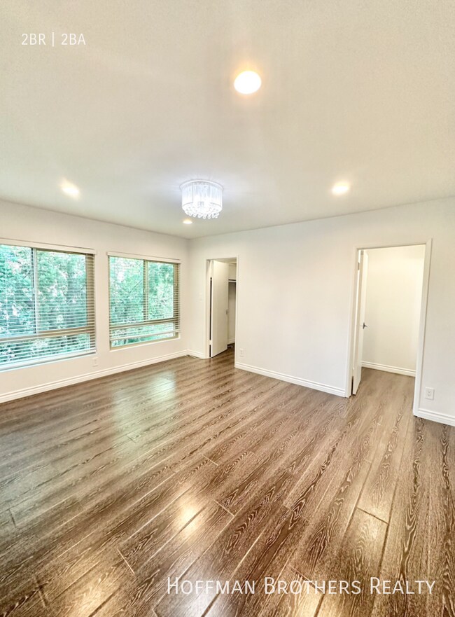 Building Photo - 8730 Charleville Blvd