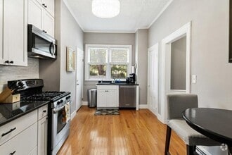 Building Photo - 2 bedroom in Winchester MA 01890