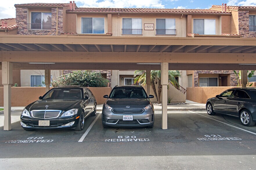 Building Photo - 15273 Maturin Dr