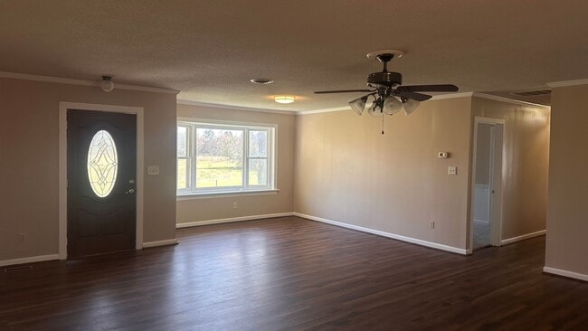 Building Photo - RENTAL HOME 3BD/2BTH