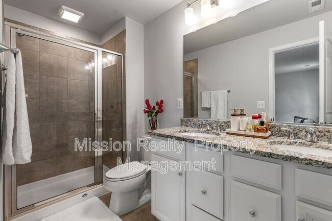 Building Photo - 5535 Wenrich Dr