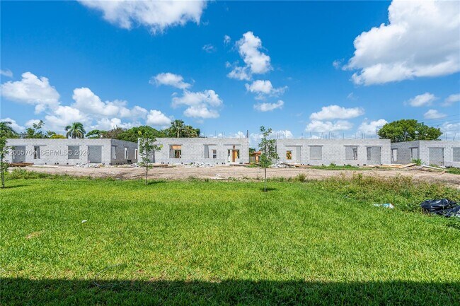 Building Photo - 22431 SW 125th Ave