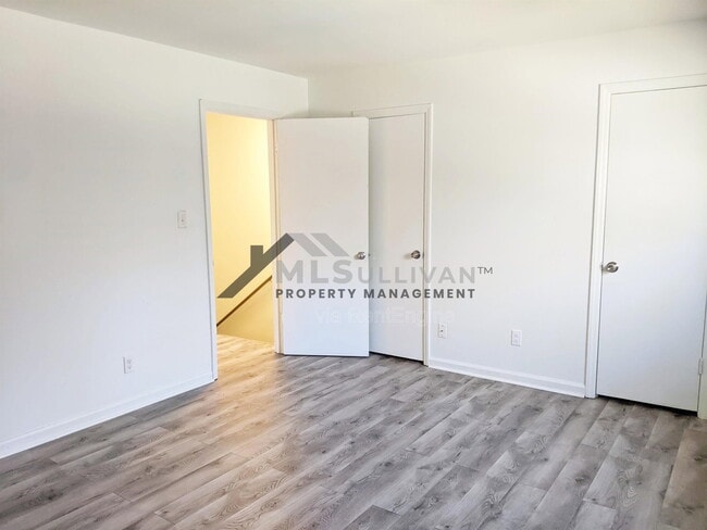 Building Photo - 1302 Marne Ave