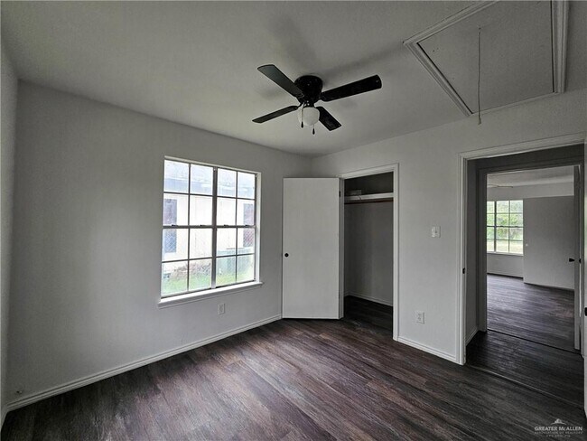 Building Photo - 801 N 29th St